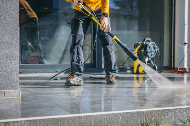 Why Choose Our Certified Pressure Washing Experts for Your Project Needs in California, MO?